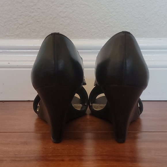 Wedges - Picture 3 of 3